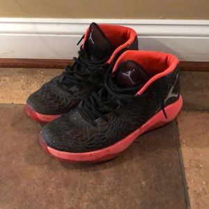 Jordan Ultra.fly size 8 basketball sneaker